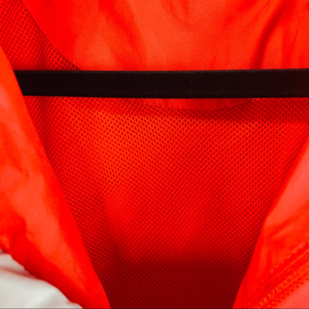 Ben Hogan Golf  Red Half Zip Up wind breaker - Picture 9 of 9